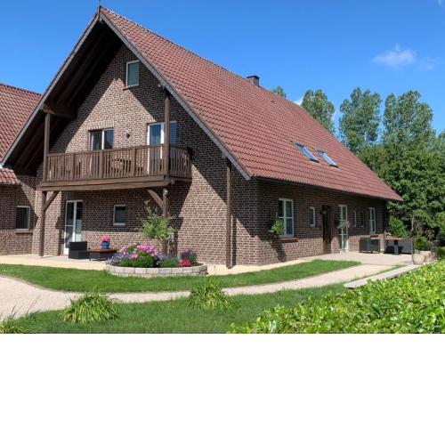 Apartment mit Balkon