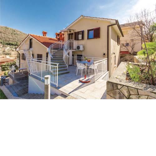 Apartment Moscenicka Draga with Sea View 02
