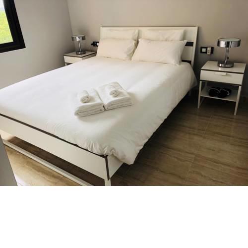Apartment near the beach, Convention C. & free parking