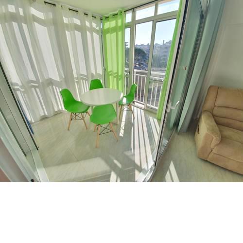 Apartment near the sea for 4 people