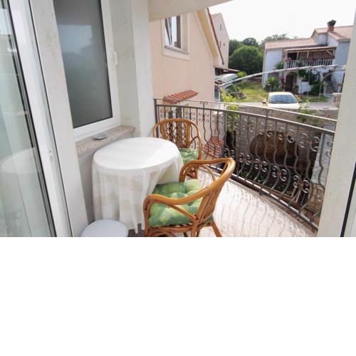 Apartment Njivice 5458d