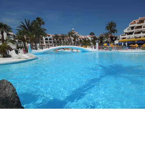 Apartment No 1 only 100 meters to beach, heated pool, wifi, balcony