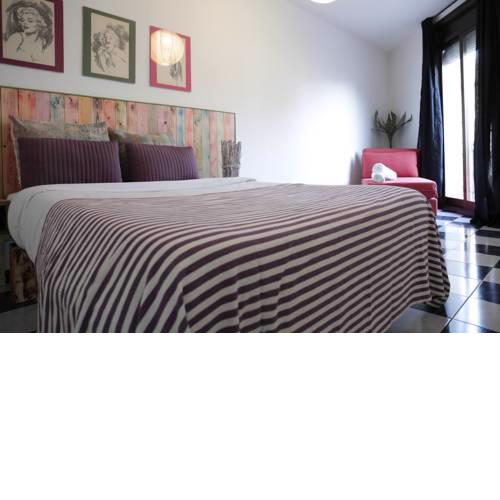 Apartment on Carrer de la Diputació 133