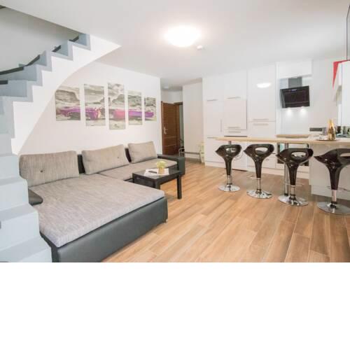 Apartment Pano Top 2