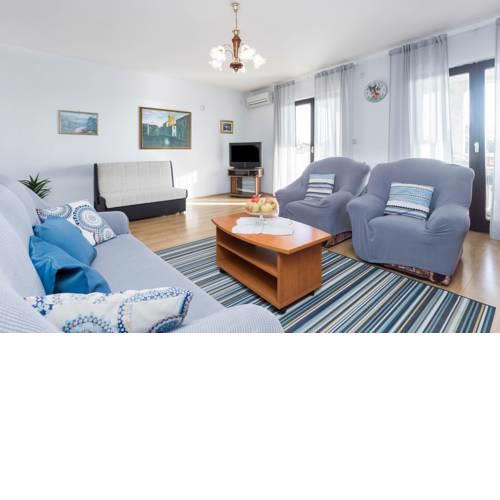 Apartment Paola