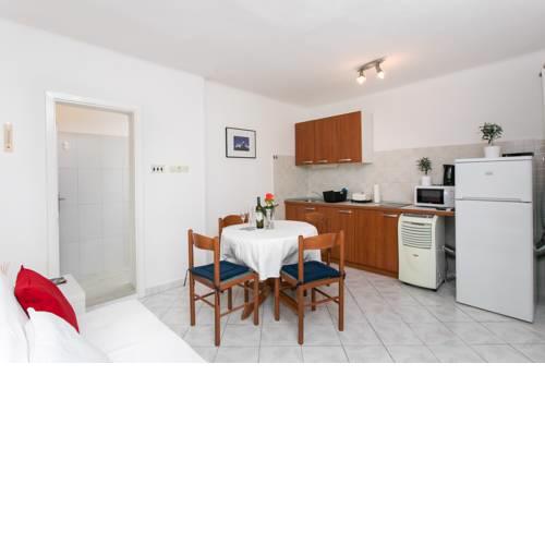 Apartment Peline