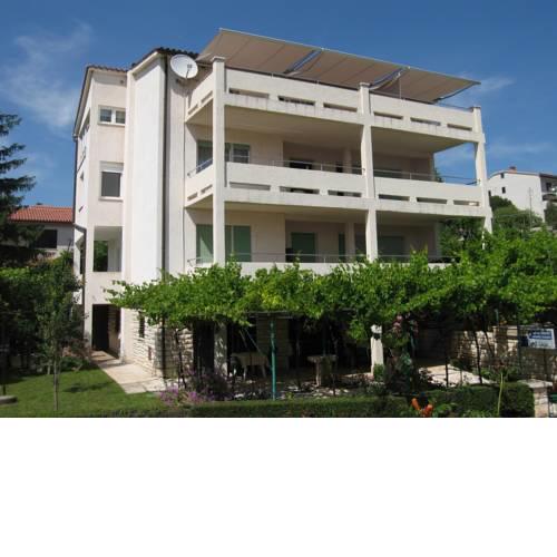 Apartment Petrinic V