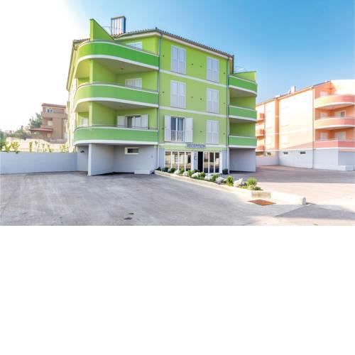 Apartment Premantura 11