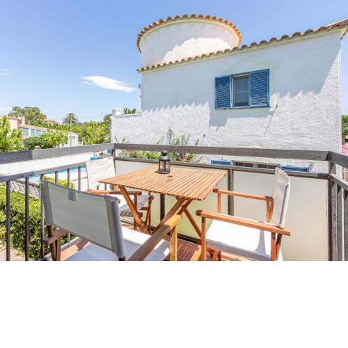 Apartment Requesens 160
