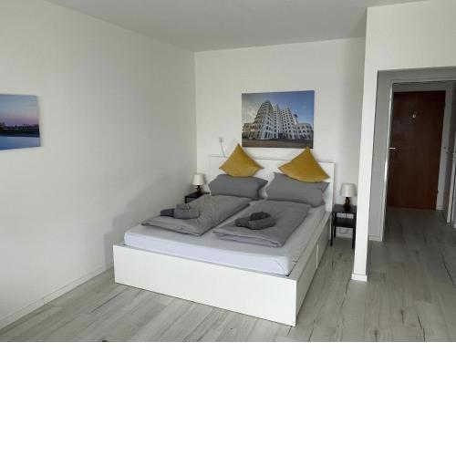 Apartment Rhein - Central - Balcony - Tradefair