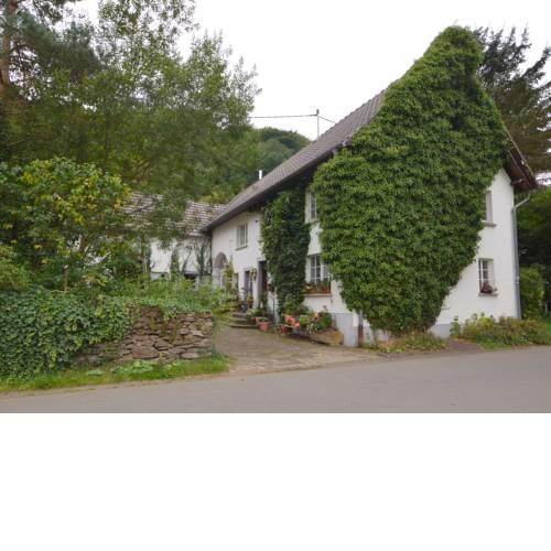 Modern Apartment in Immerath with Hiking Trails nearby