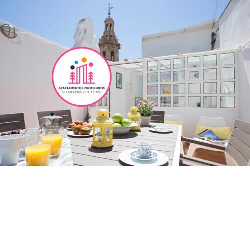 Apartment SingularStays Catalina