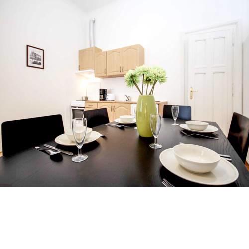Apartment St. Giles.1