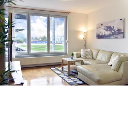 Apartment Stadium