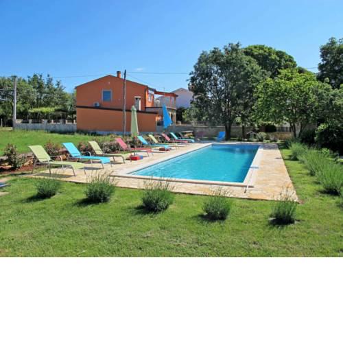 Apartment Tireli (PRC143)