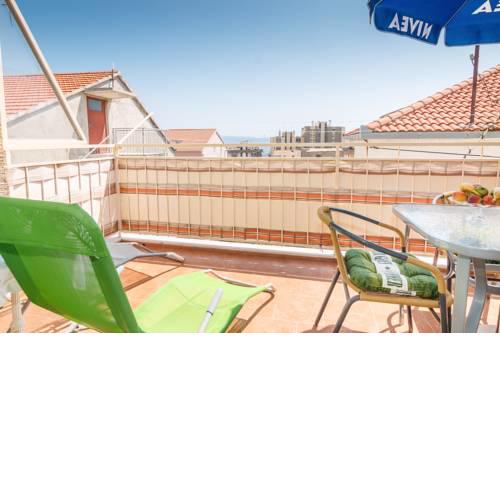 Apartment Top