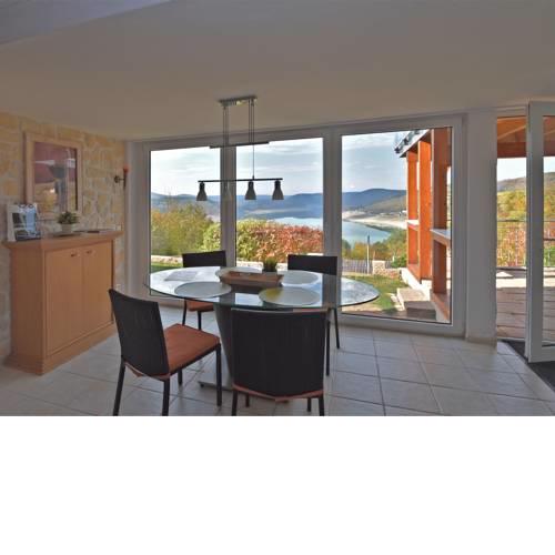 Bright Apartment in Waldeck Hesse Overlooking Edersee Lake