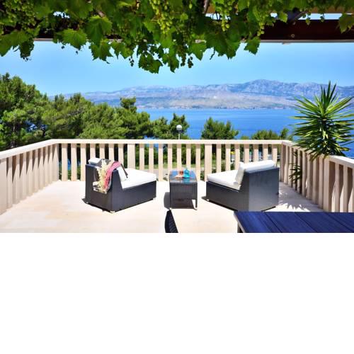 Apartment Two-Bedrooms By The Sea