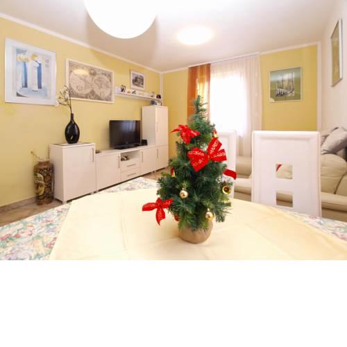 Apartment Valbandon 1780