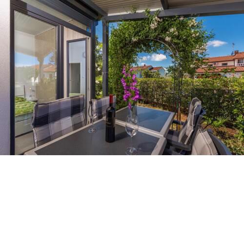 Apartment Vedran with Terrace