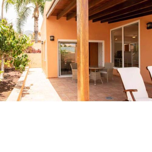 Apartment with 2 Bedrooms, 2 Bathrooms Heated Pool, Tennis and Paddle Course