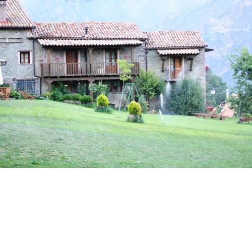 Apartment with 2 bedrooms in Ardanue