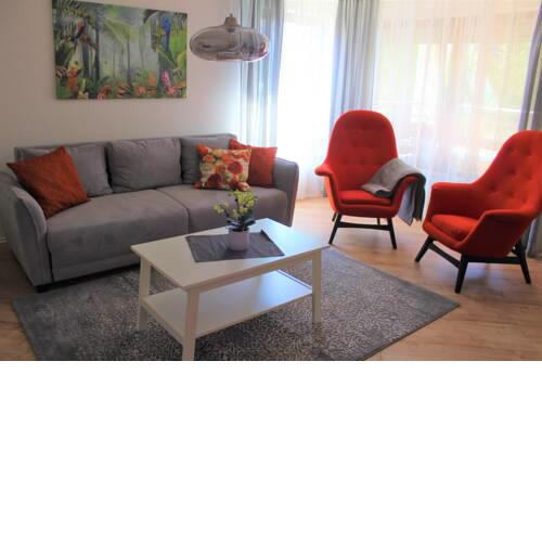 Apartment with parking garage