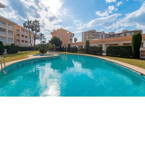 Apartment with pool 100 mts from Arenal Beach!