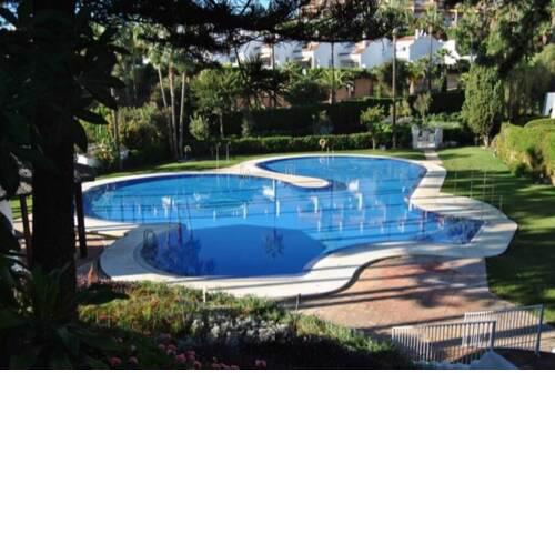 Apartment with private yard - barbecue - Wifi