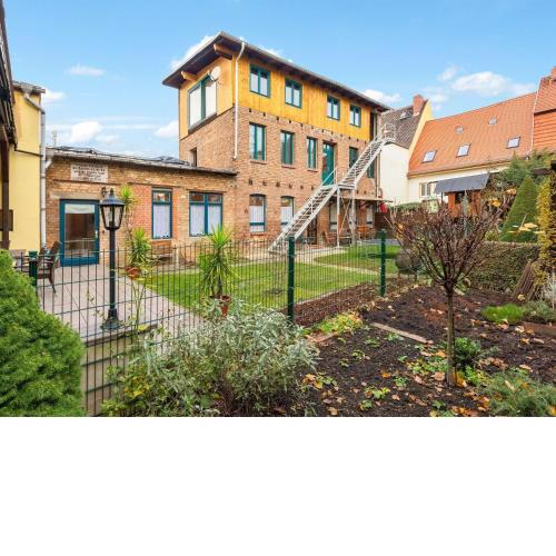 Apartment with two completely separate units, terrace and garden