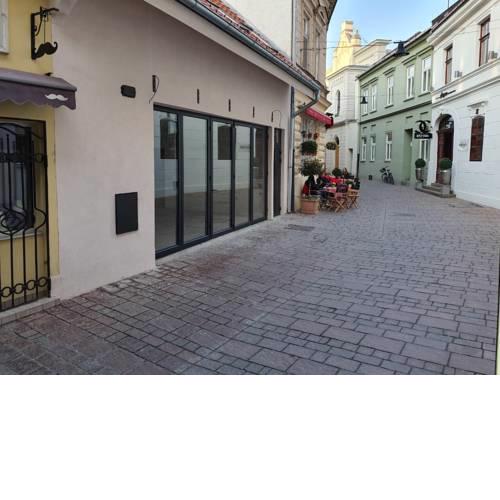 APARTMENT ZVONÁRSKA