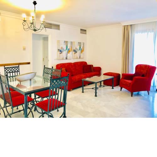 Apartmento 2 H. y piscina en Puerto Banus
