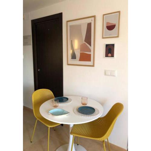 Apartmento boho a 1 minuto del puerto y la playa!