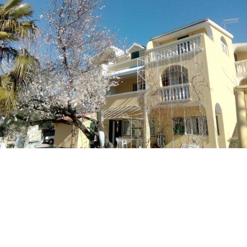 Apartments and Room Josip's oasis