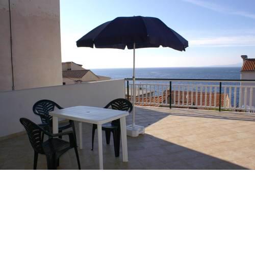 Apartments and rooms by the sea Milna, Hvar - 3074