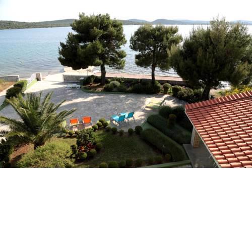 Apartments and rooms by the sea Pirovac, Sibenik - 13654