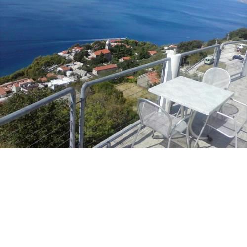 Apartments and rooms with a swimming pool Brela, Makarska - 6828