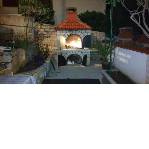 Apartments and rooms with parking space Hvar - 15378