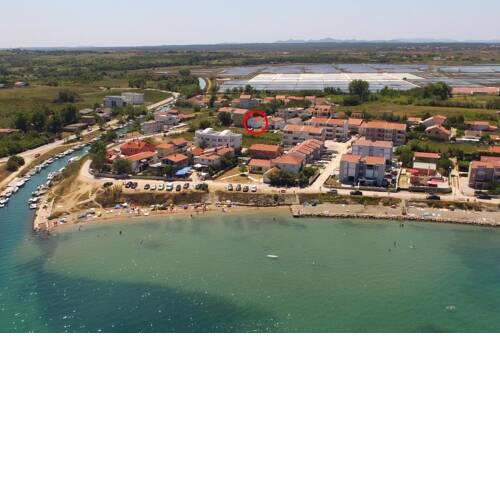 Apartments and rooms with parking space Nin, Zadar - 11402