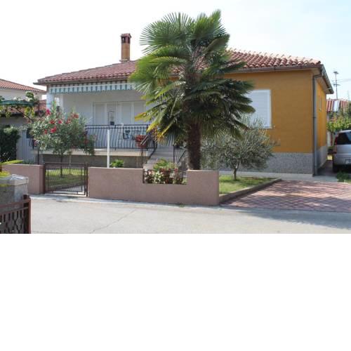 Apartments and rooms with parking space Umag - 7126
