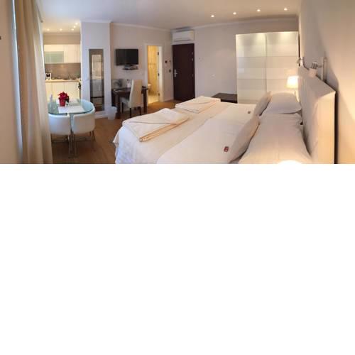 Apartments and rooms with parking space Zagreb - 14675