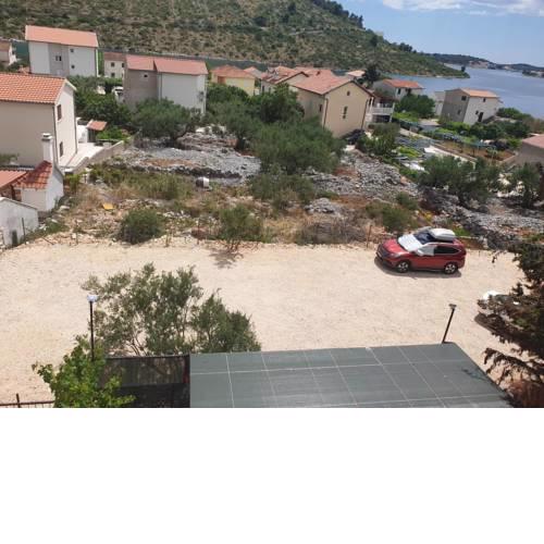 Apartments Antun
