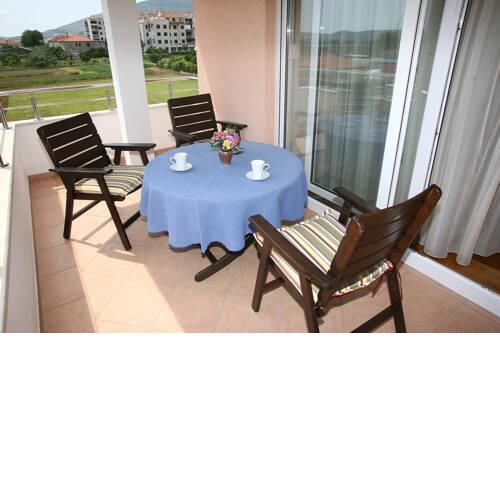 Apartments Bili