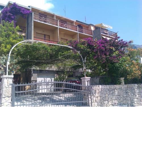 Apartments Bor