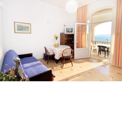 Apartments by the sea Brela, Makarska - 6006