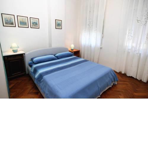 Apartments by the sea Crikvenica - 5563