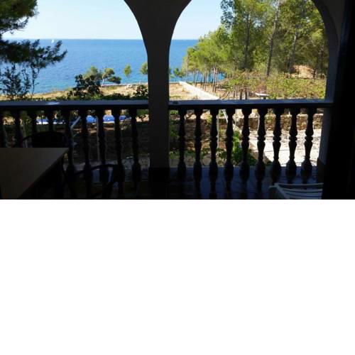 Apartments by the sea Ivan Dolac, Hvar - 11308