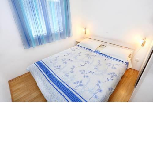 Apartments by the sea Marina, Trogir - 10327
