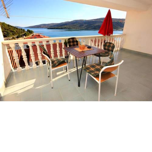 Apartments by the sea Marina, Trogir - 9443