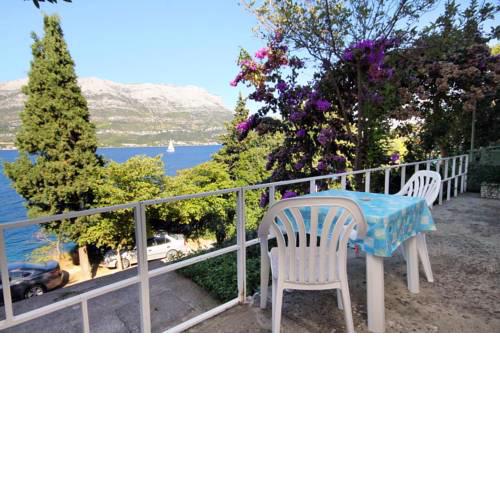 Apartments by the sea Medvinjak, Korcula - 9268